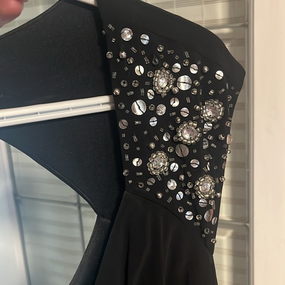 Plus size black evening dress with beaded shoulder detail - Picture 3 of 5